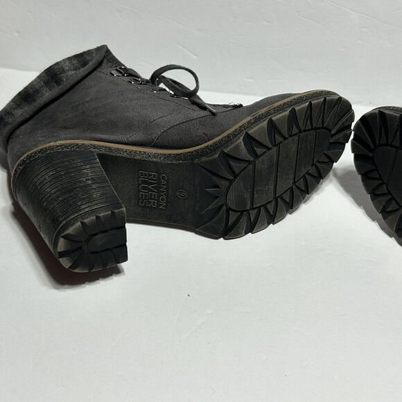 Canyon River Blues Women's Gray Ankle Boots Lace up, Size 9M - Picture 6 of 16